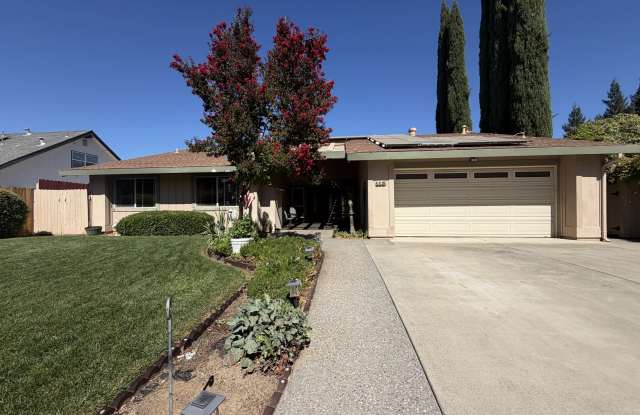 113 Riverview Court Gallery 1