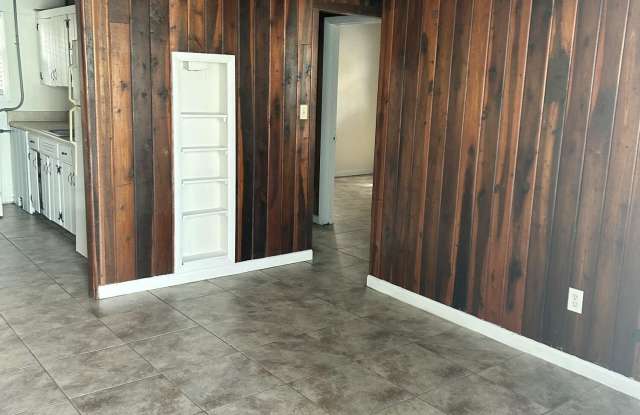 550 S Atlantic Avenue Gallery 2