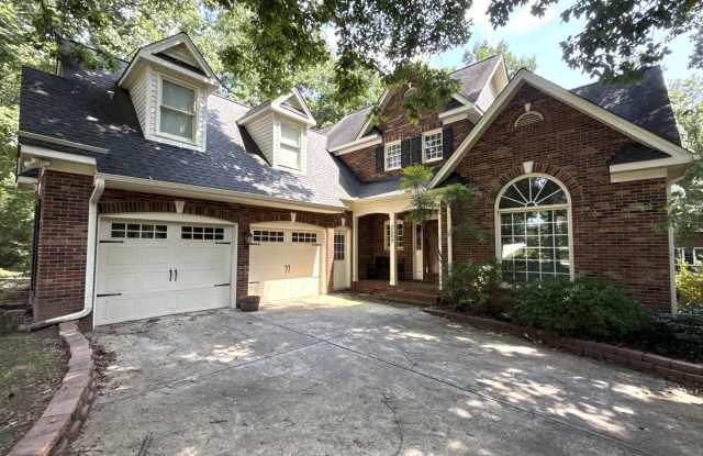 Spacious Home in the Matthews Area! Gallery 3