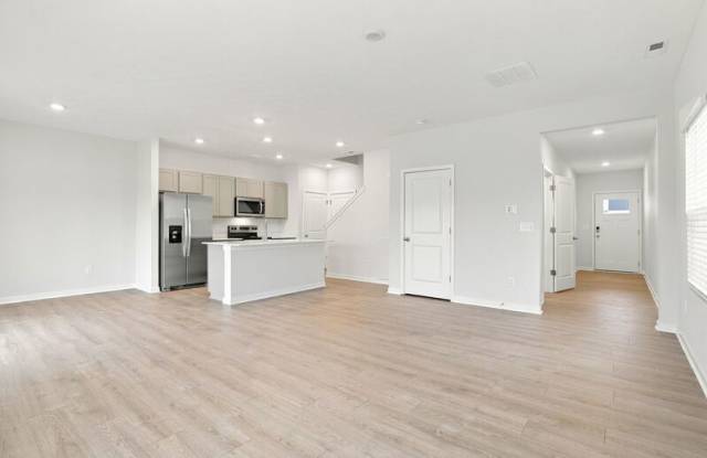 6305 Marinelli Dr N Gallery 3