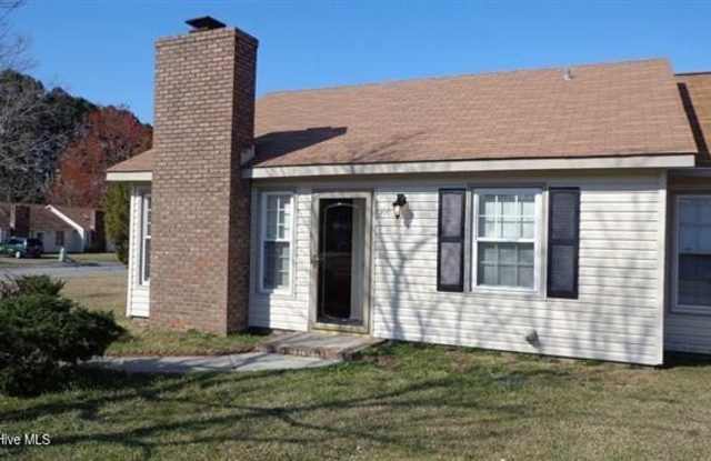 101 Garden Place - 101 Garden Place, Jacksonville, NC 28546