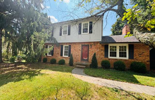 4 Bedroom 2.5 Bathroom House photos photos