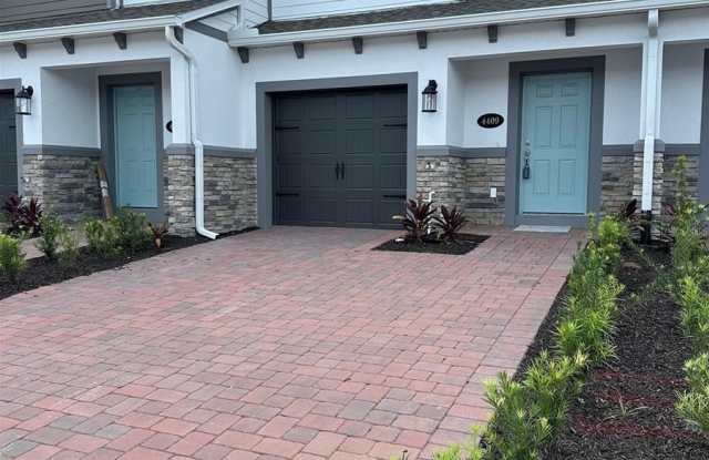 4409 CAMPSITE LOOP photos photos