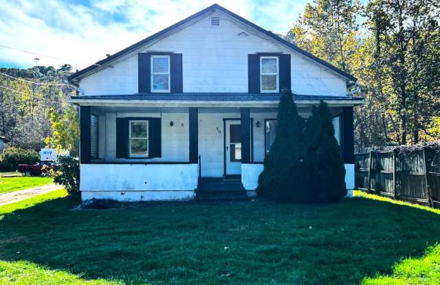 828 Cove Rd. - 828 Cove Road, Weirton, WV 26062