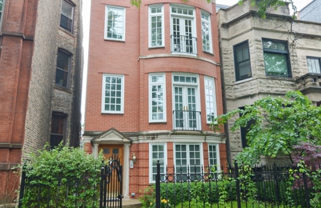820 West George Street - 820 West George Street, Chicago, IL 60657