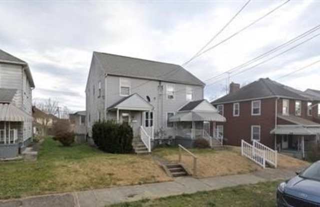 920 Vankirk St - 920 Vankirk Street, Clairton, PA 15025