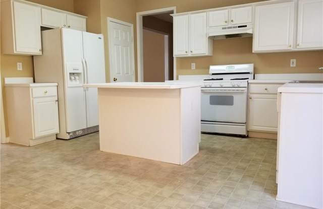 3877 Toccoa Falls Drive Gallery 3