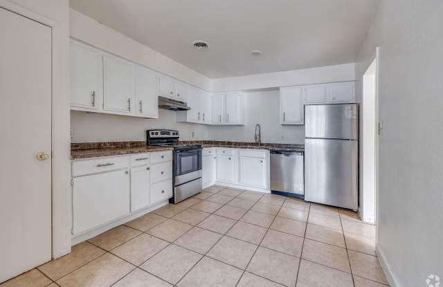 Bradford Townhomes photos photos