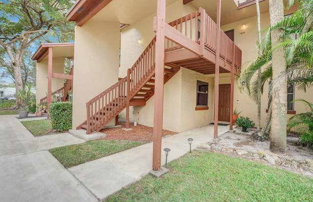 1504 E Lakeview Drive E - 1504 Lakeview Drive East, Royal Palm Beach, FL 33411