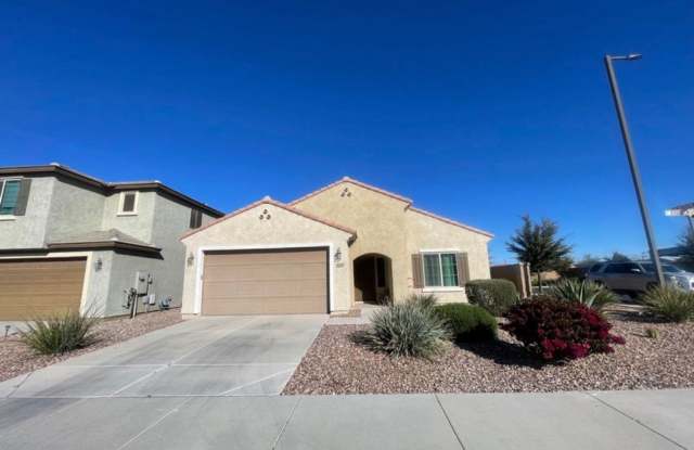 Furnished 3 Bed + Den in Anthem at Merrill Ranch | Resort Amenities photos photos