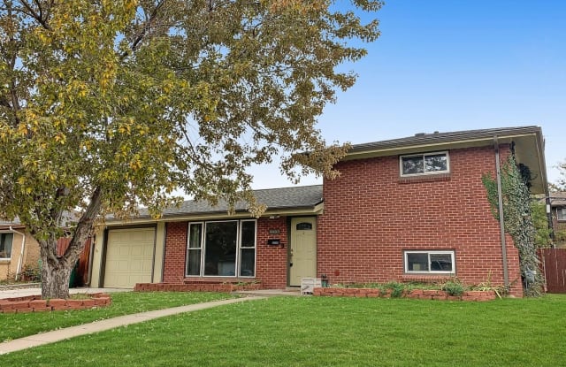 4669 Estes St - 4669 Estes Street, Wheat Ridge, CO 80033