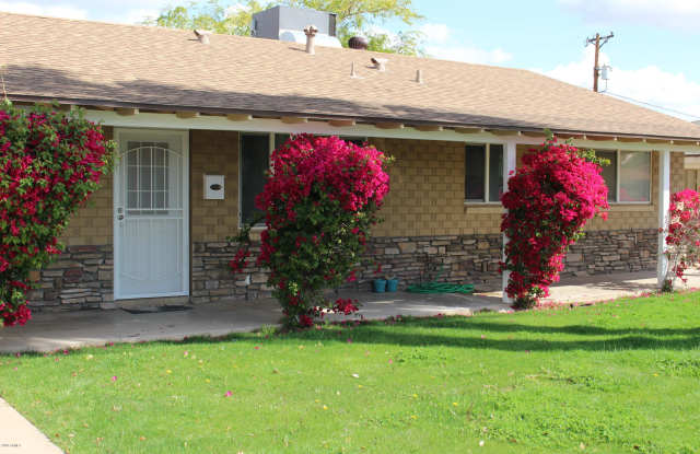 7440 E PALM Lane Gallery 2