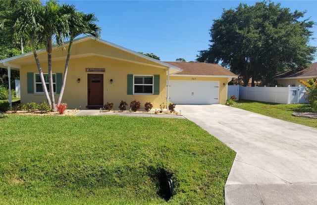 707 BEVERLY ROAD - 707 Beverly Road, Venice Gardens, FL 34293
