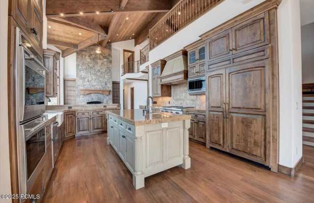 2530 Palomino Trail Gallery 4