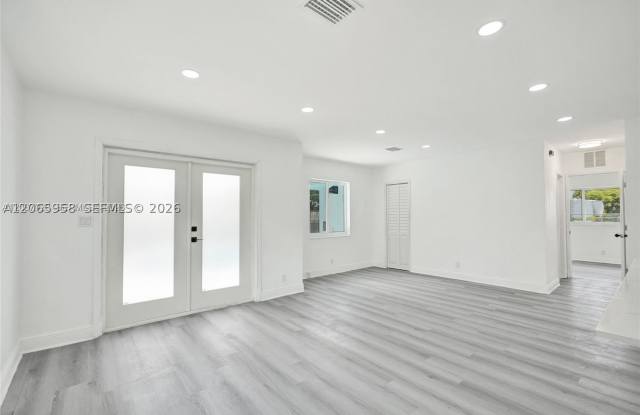 2343 NW 28th St Gallery 2
