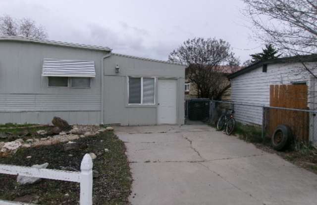 Remodeled 2 bed 1 bath with RV space photos photos