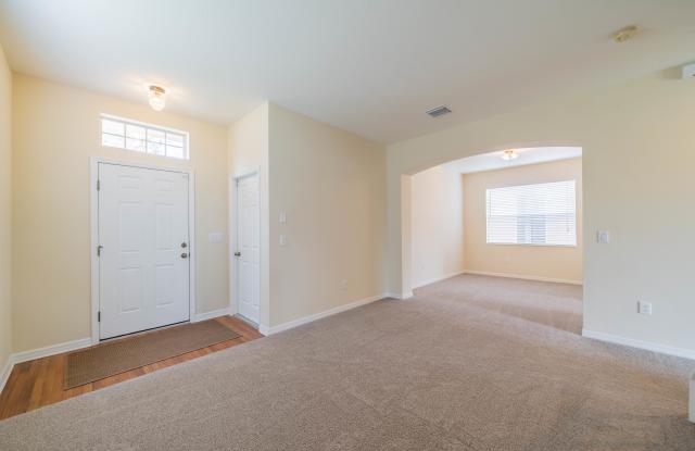 814 College Leaf Way Gallery 2
