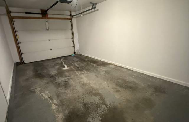 714 Pine Ridge Drive - 1 Gallery 3