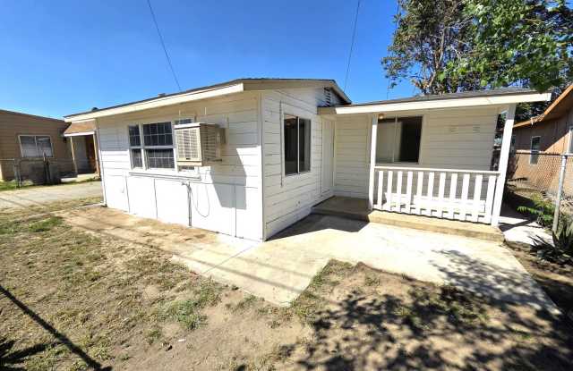 Remodeled 2 Bedroom 1 Bath Home photos photos