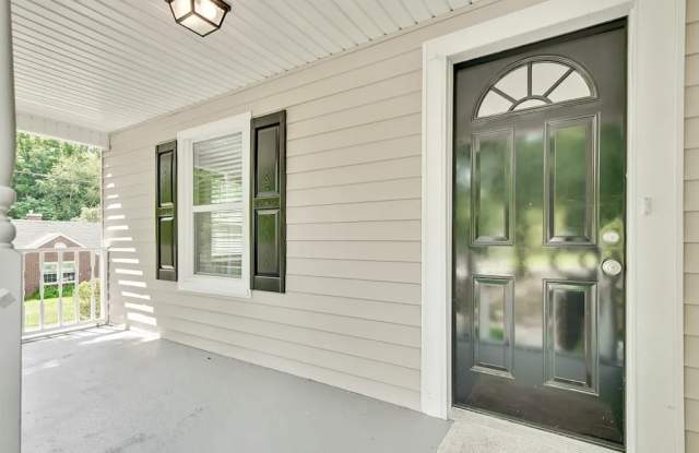 402 Hillcrest Ave photos photos