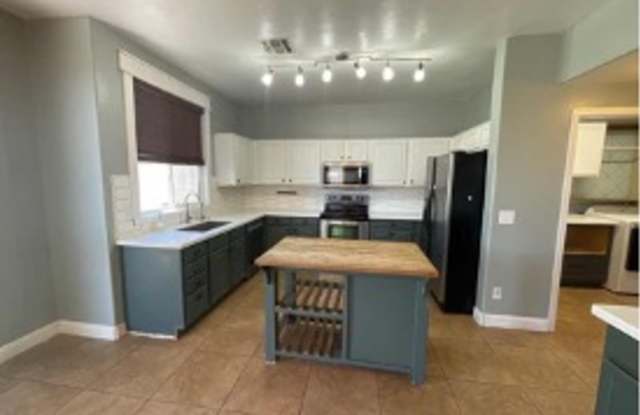 15451 W Mauna Loa Ln photos photos