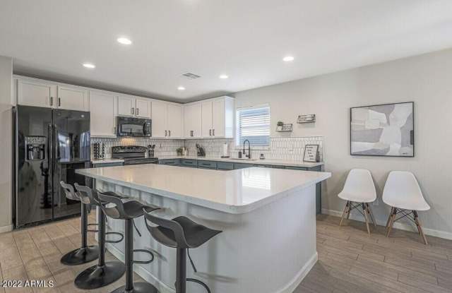 11723 W DONALD Court photos photos