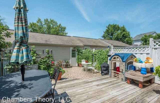 20381 Tholen St. Gallery 2