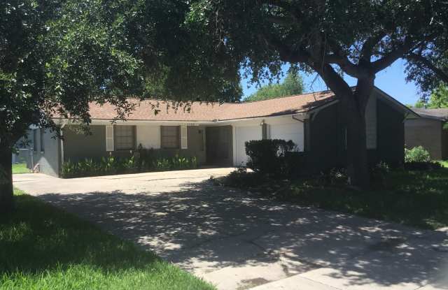 1725 Denver Street - 1725 Denver Street, Portland, TX 78374