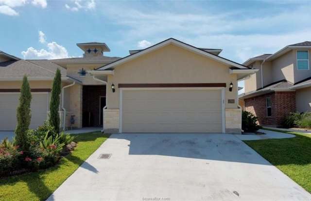 1758 Heath Drive photos photos