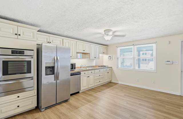 7858 Saint Claire Lane Gallery 2