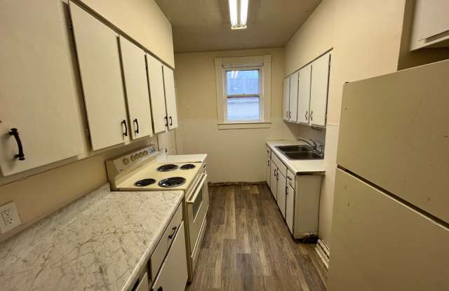 3 Bed 1 Bath Single Family Home in Wausau photos photos