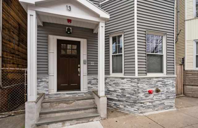 13 Morris St. photos photos