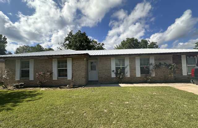 1622 Espoir Drive Gallery 2