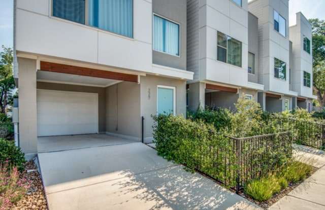 225 W LAUREL - 225 W Laurel, San Antonio, TX 78212