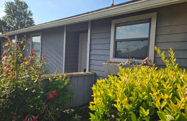 $1195.00 - 2/2 - Jefferson Square - Newly updated FRESH Gallery 1
