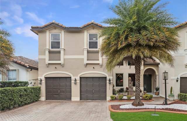 10960 NW 48th Ter photos photos