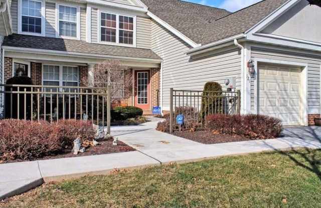 Beautiful 3 Bedroom TownHouse photos photos