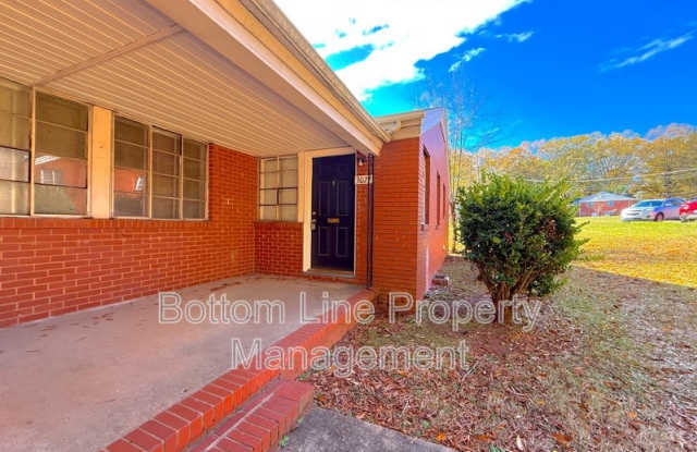 3021 Marlborough Rd - 3021 Marlborough Road, Charlotte, NC 28208