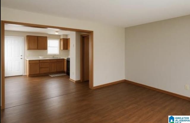 609 CENTER WAY Gallery 2