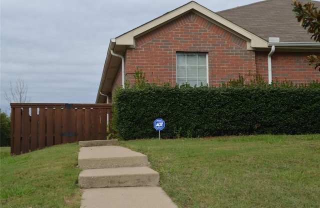 4915 Captains Place - 4915 Captains Place, Garland, TX 75043