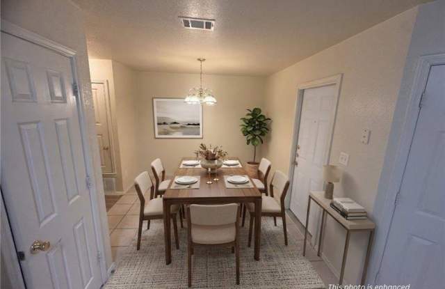 4907 John David Drive Gallery 4