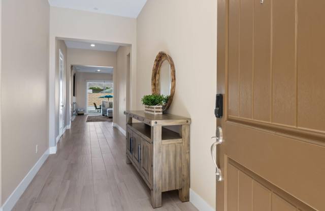 51911 Marquis Lane Gallery 4