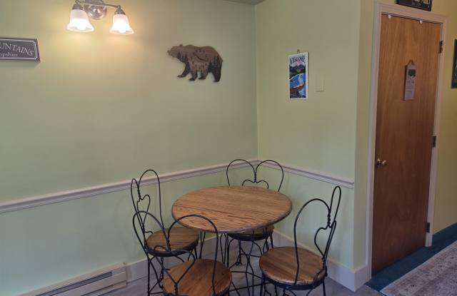 106 Mountain River E Road Gallery 4