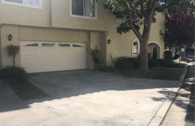 10 Sagunto - 10 Sagunto, Aliso Viejo, CA 92656