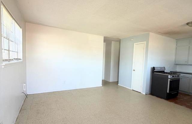 Convenient 2-Bedroom in Northeast Amarillo Gallery 2