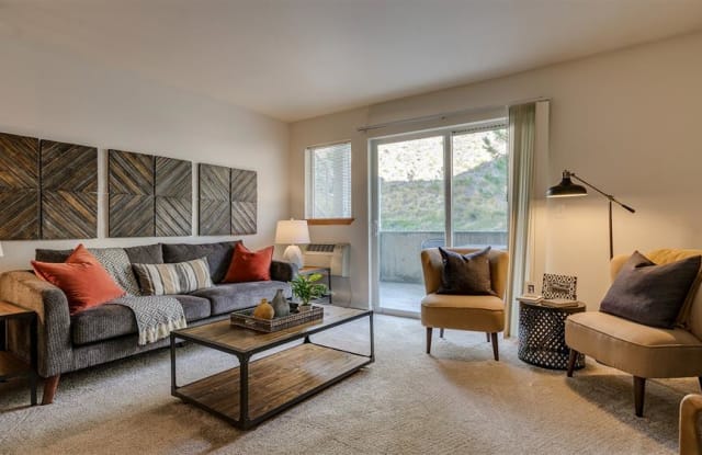 Canyon Bluffs photos photos