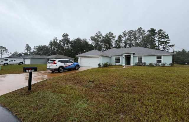 Beautiful 4-Bedroom Home on a Corner Lot – Convenient Location! Marion Oaks. Gallery 3