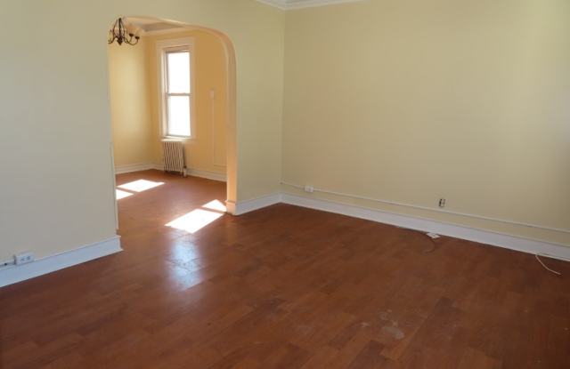 221 CONKLIN AVE Gallery 2