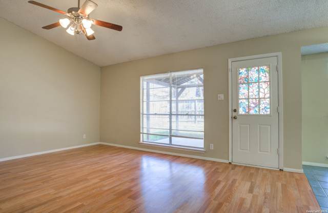 13926 Anchorage Hill Gallery 4
