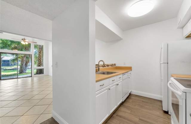 6098 PEREGRINE AVENUE Gallery 3